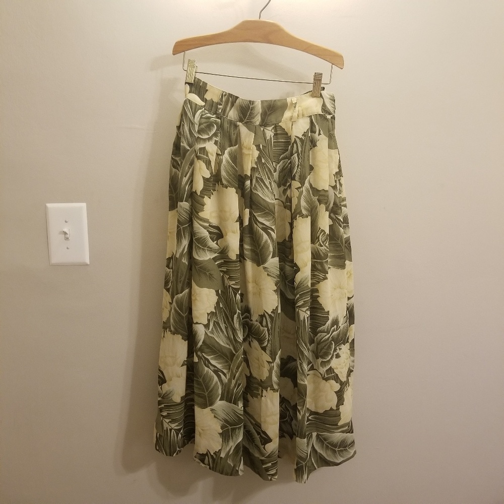 High waisted midi skirt